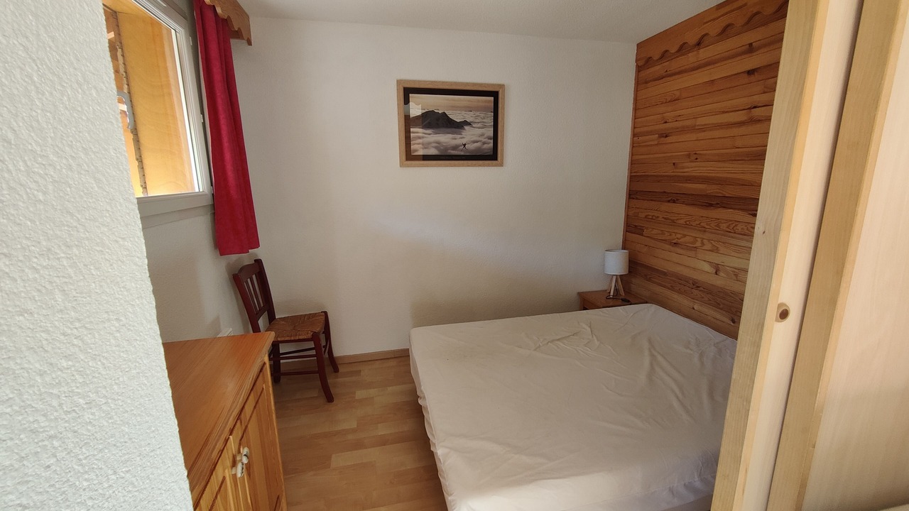 Photo of Bedroom in Allos