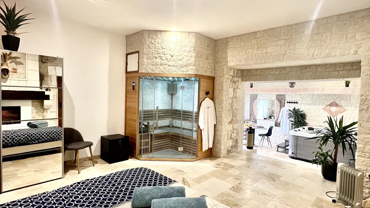 Photo of Bedroom in Saint-Nexans