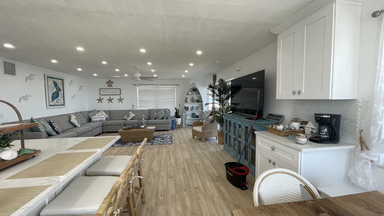 Photo of Livingroom in Marathon