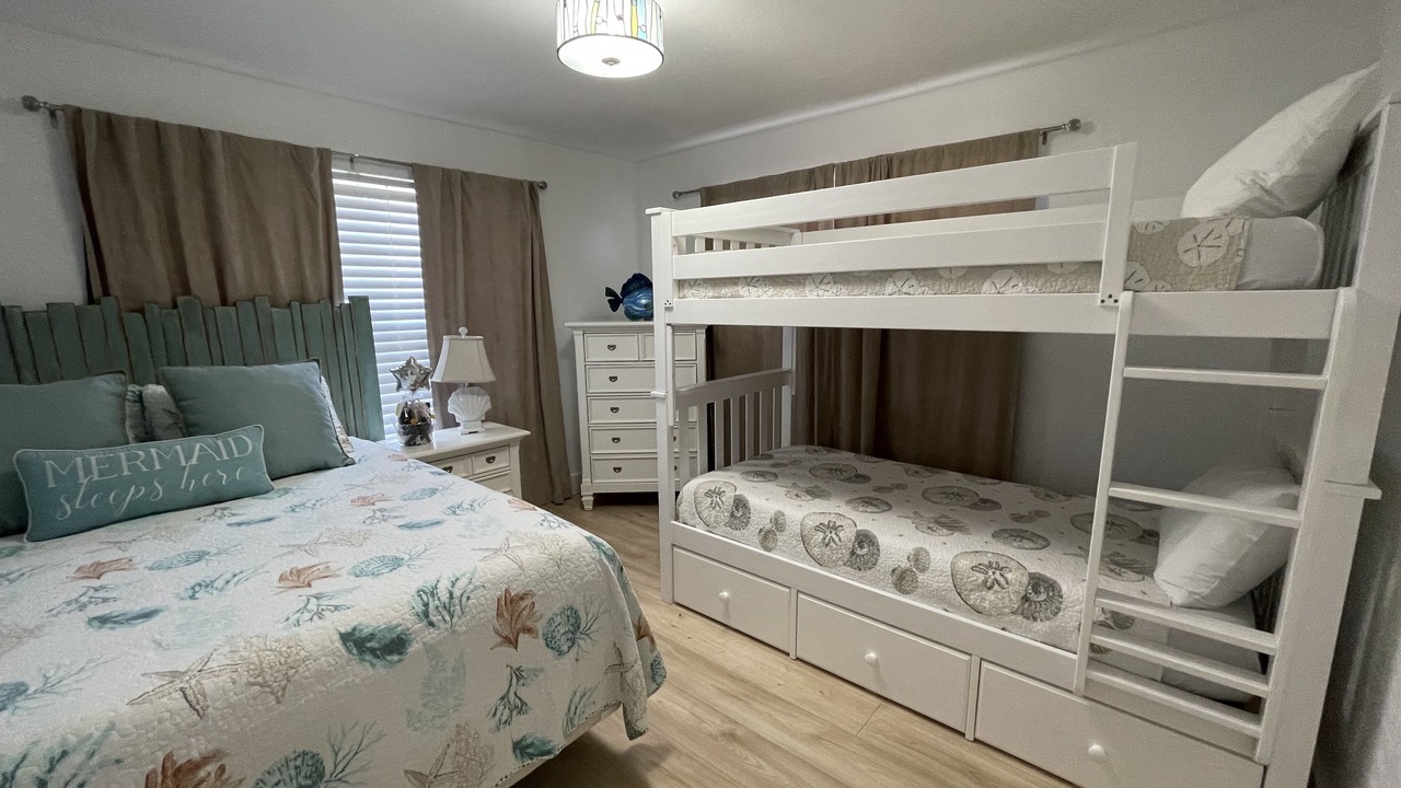 Photo of Bedroom in Marathon