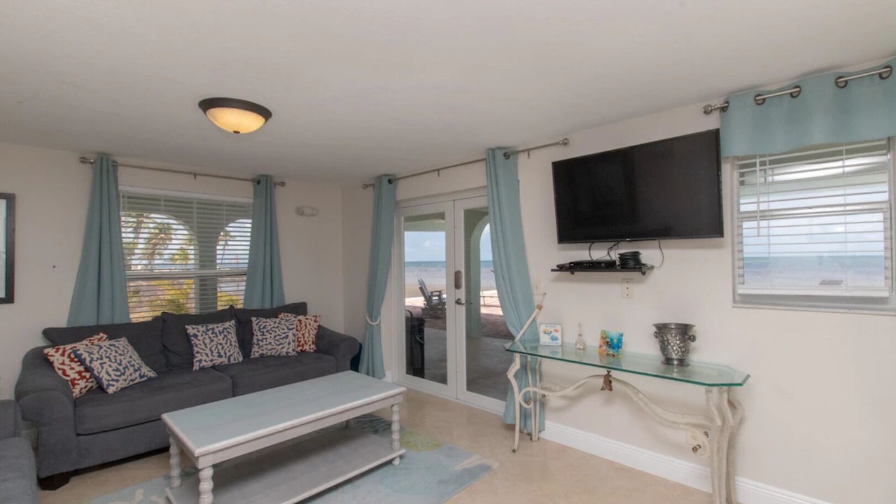 Photo of Livingroom in Marathon