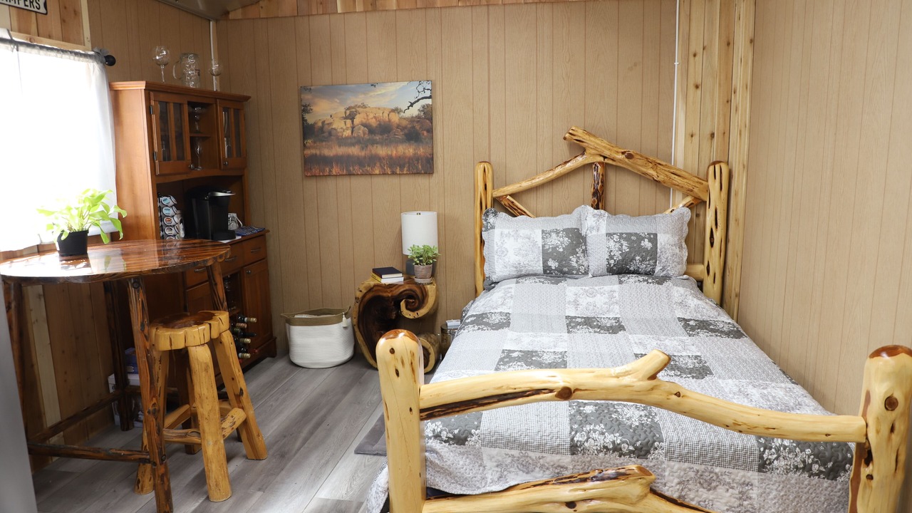 Photo of Bedroom in Hondo
