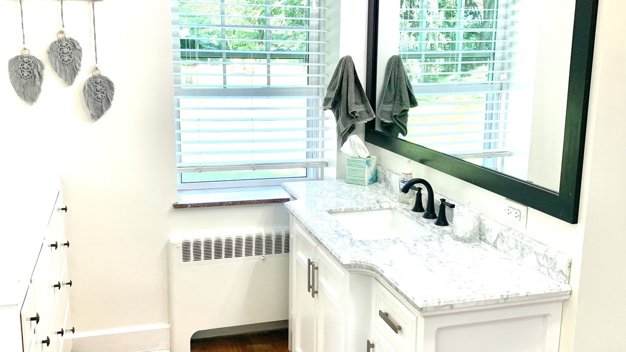 Photo of Bathroom in Tarrs