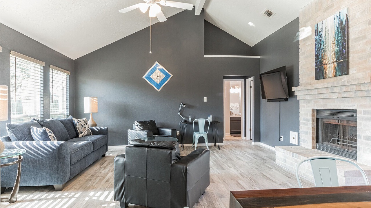 Photo of Livingroom in Greater Fondren Southwest