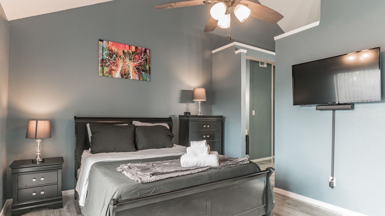 Photo of Bedroom in Greater Fondren Southwest