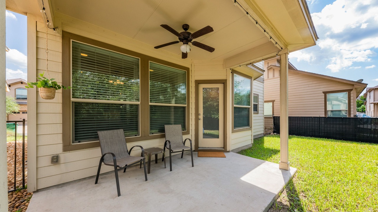 Photo of Patio Balcony in McNeil