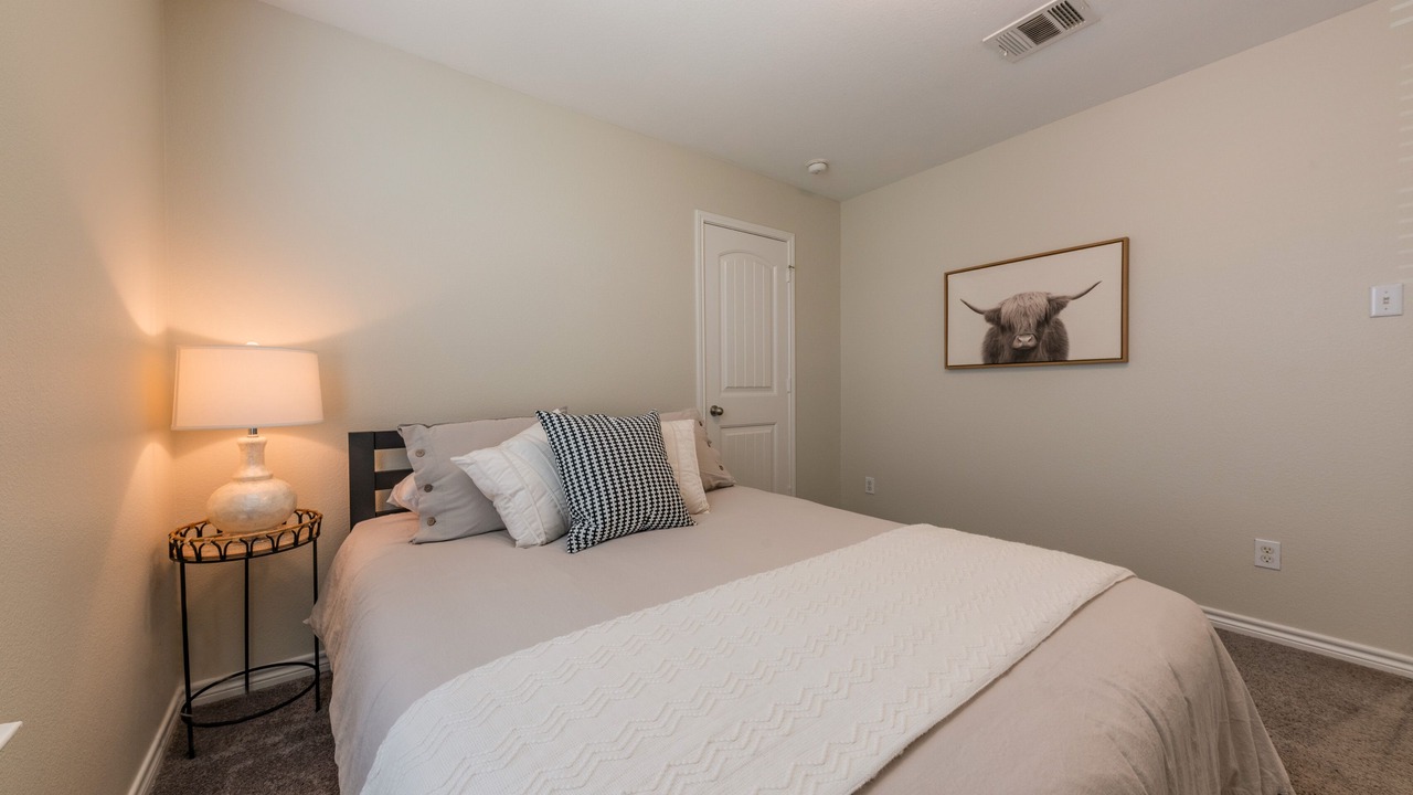 Photo of Bedroom in McNeil