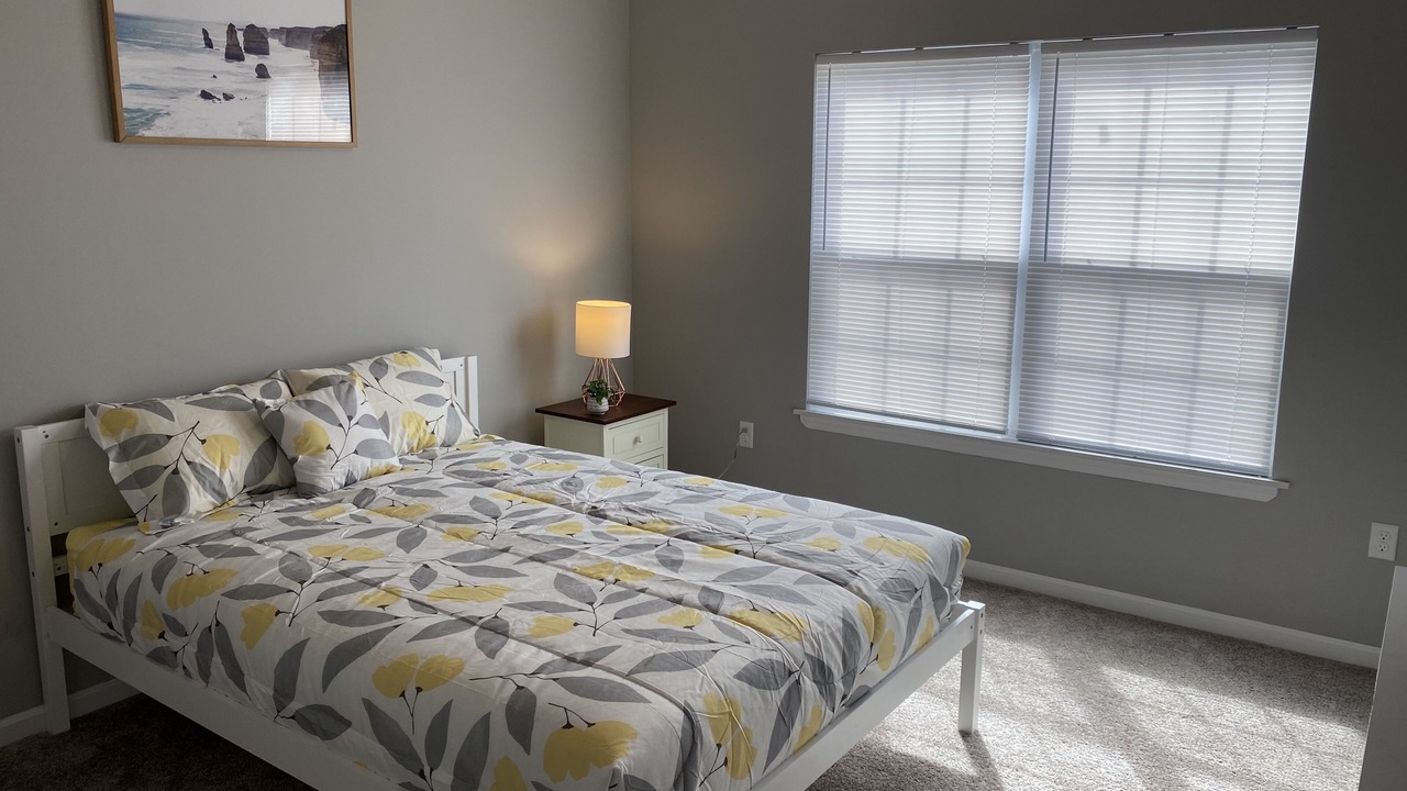 Photo of Bedroom in Valdosta