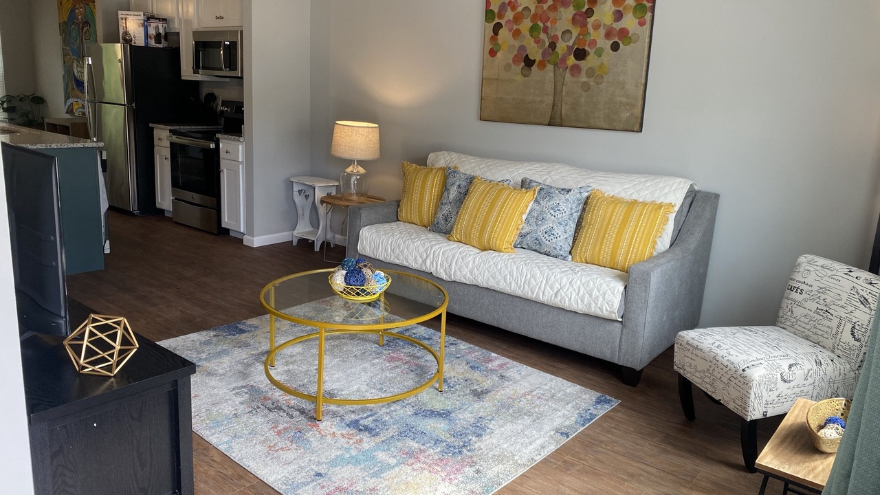 Photo of Livingroom in Valdosta