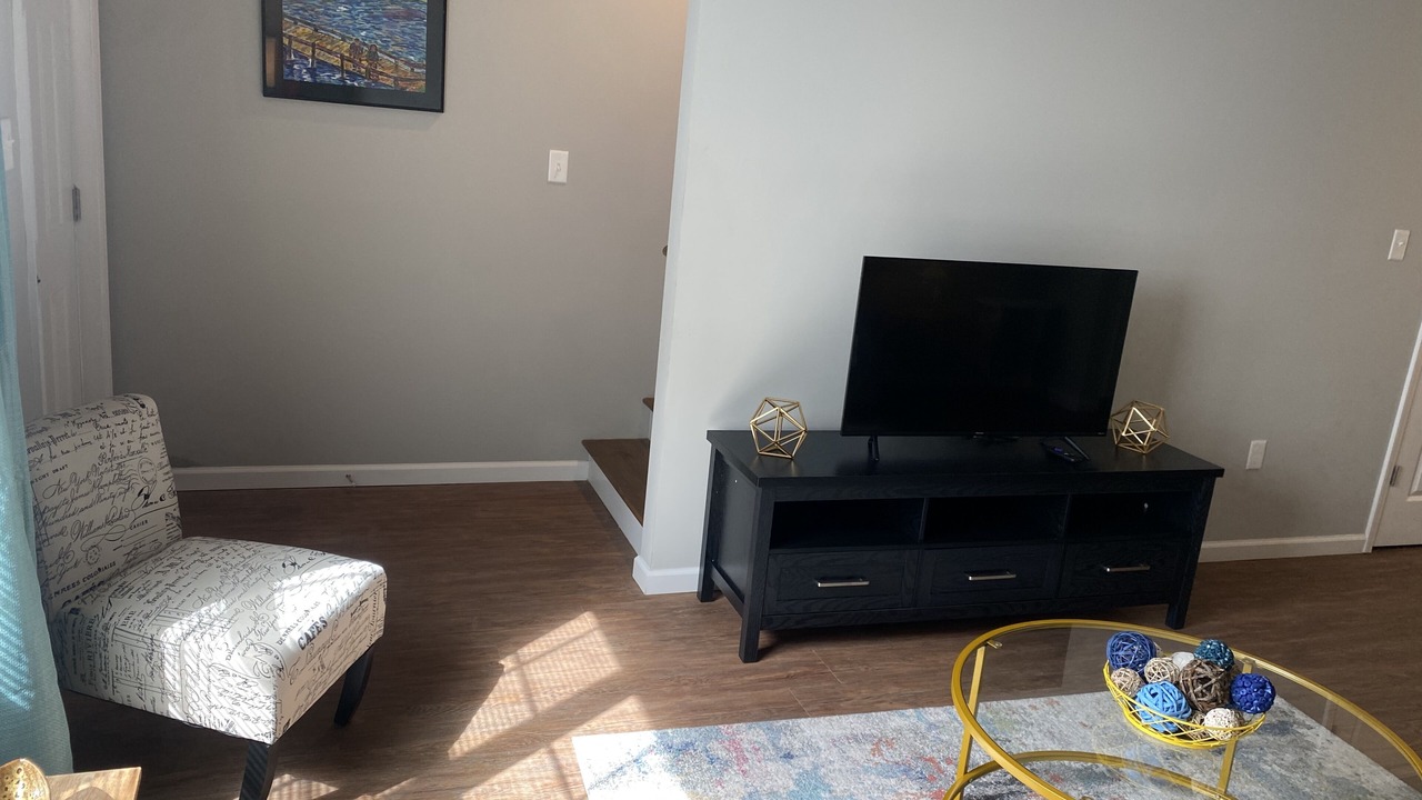 Photo of Livingroom in Valdosta