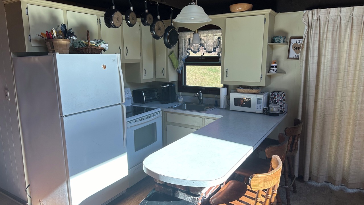 Photo of Kitchen in White