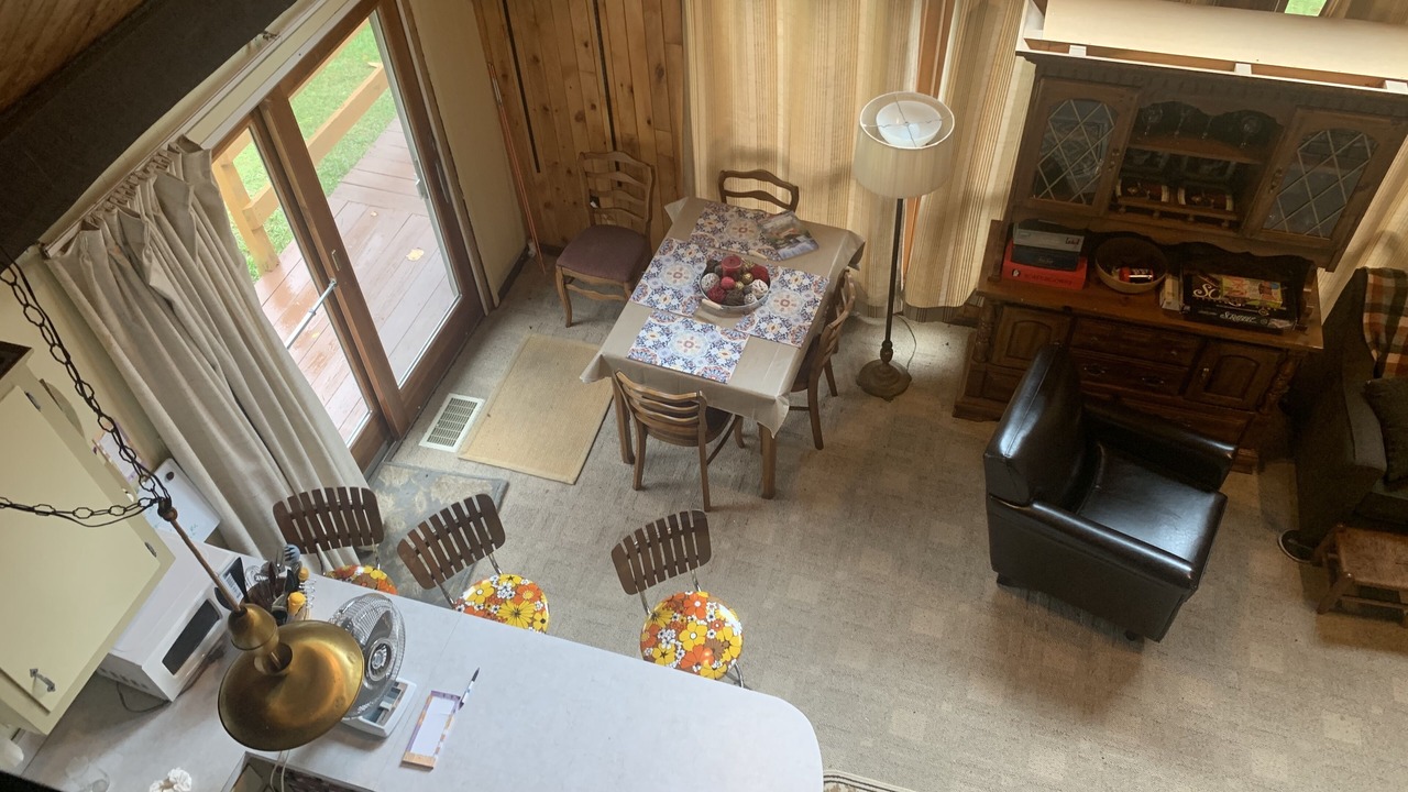 Photo of Livingroom in White
