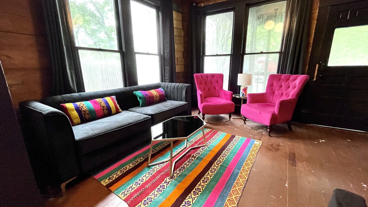 Photo of Livingroom in Travis Heights