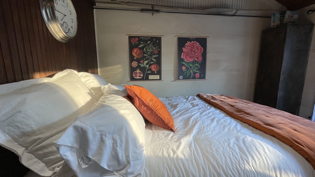 Photo of Bedroom in Lakeside