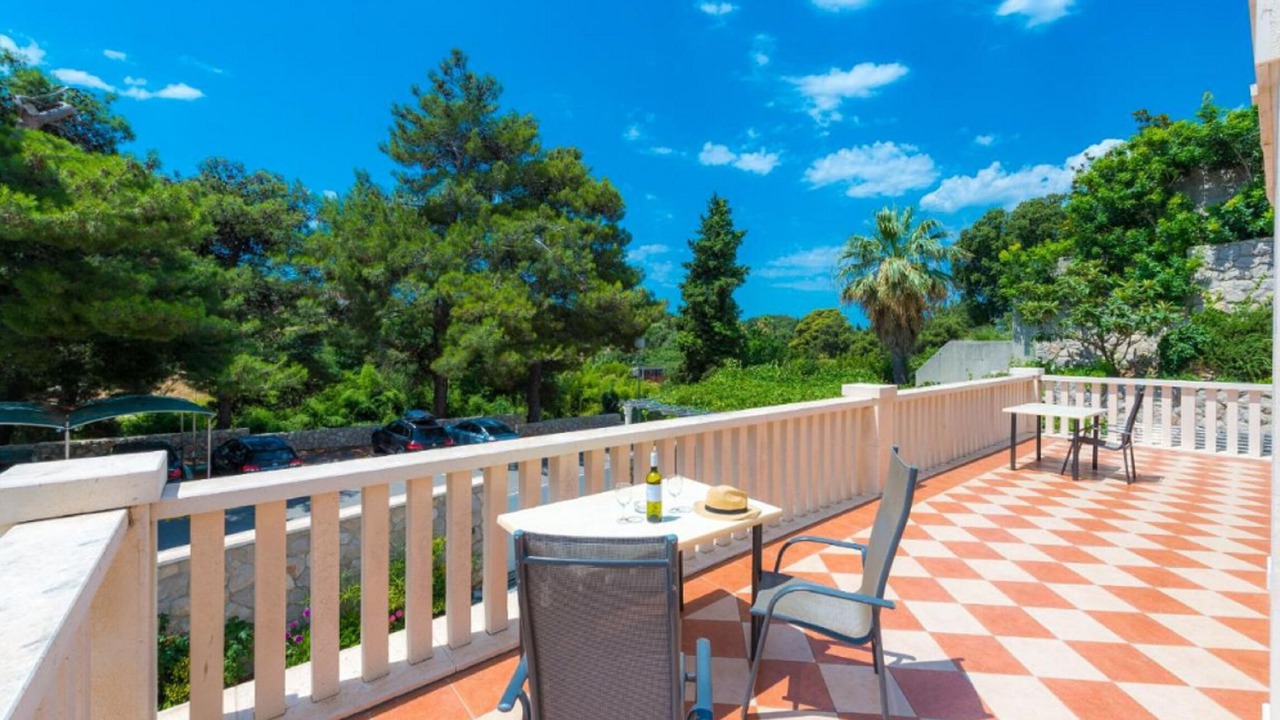 Photo of Patio Balcony in Babin Kuk