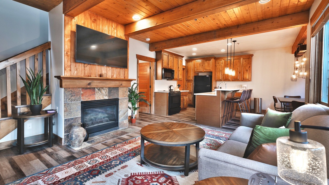 Photo of Livingroom in Deer Valley