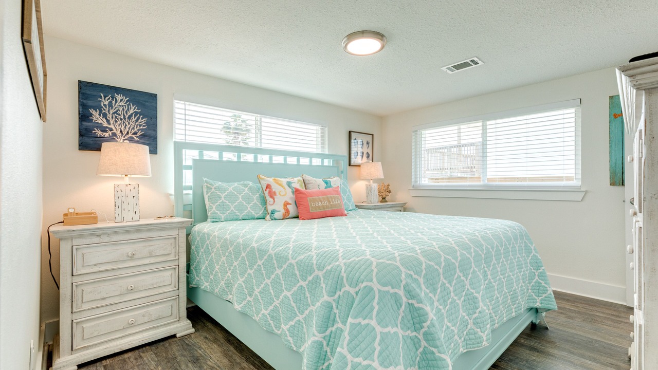 Photo of Bedroom in Terramar Beach