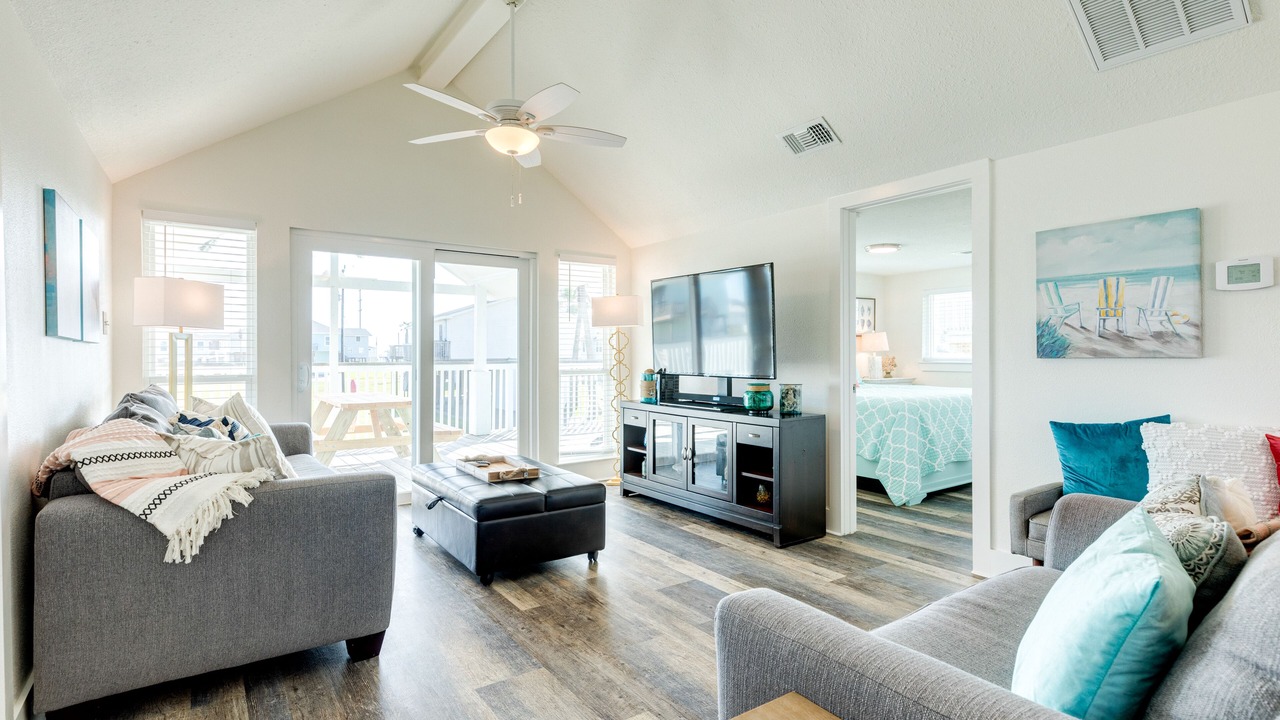 Photo of Livingroom in Terramar Beach