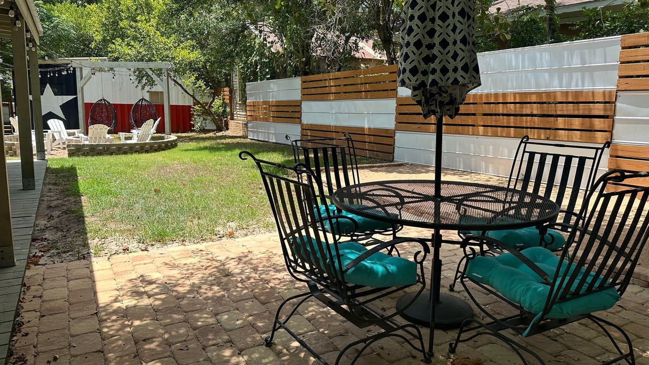 Photo of Outdoor in Brenham