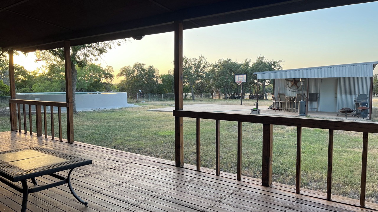 Photo of Outdoor in Rocksprings