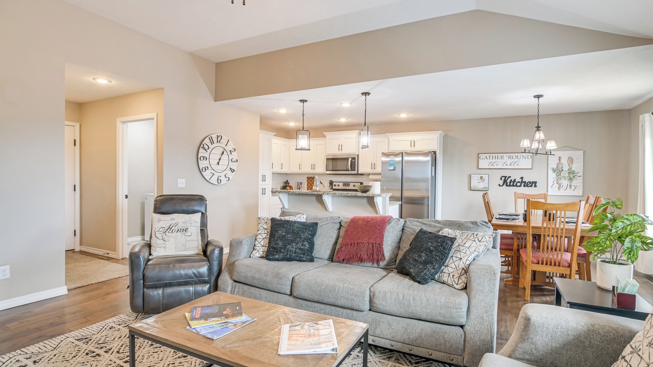 Photo of Livingroom in Ozark