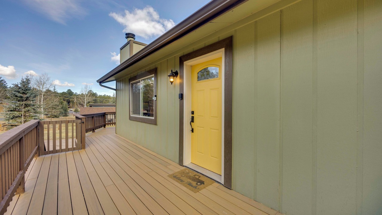 Photo of Patio Balcony in Woodland Park