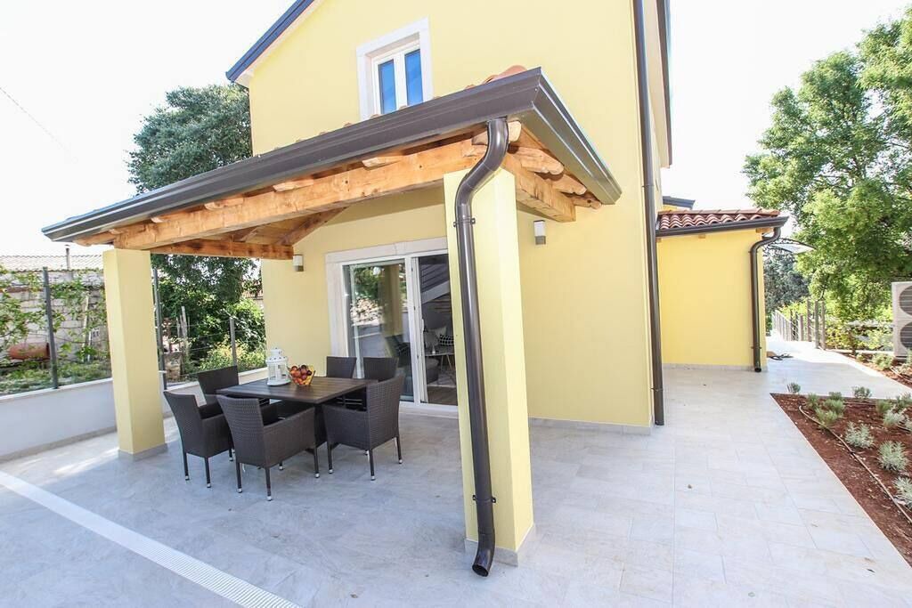 Photo of Outdoor in Mugeba