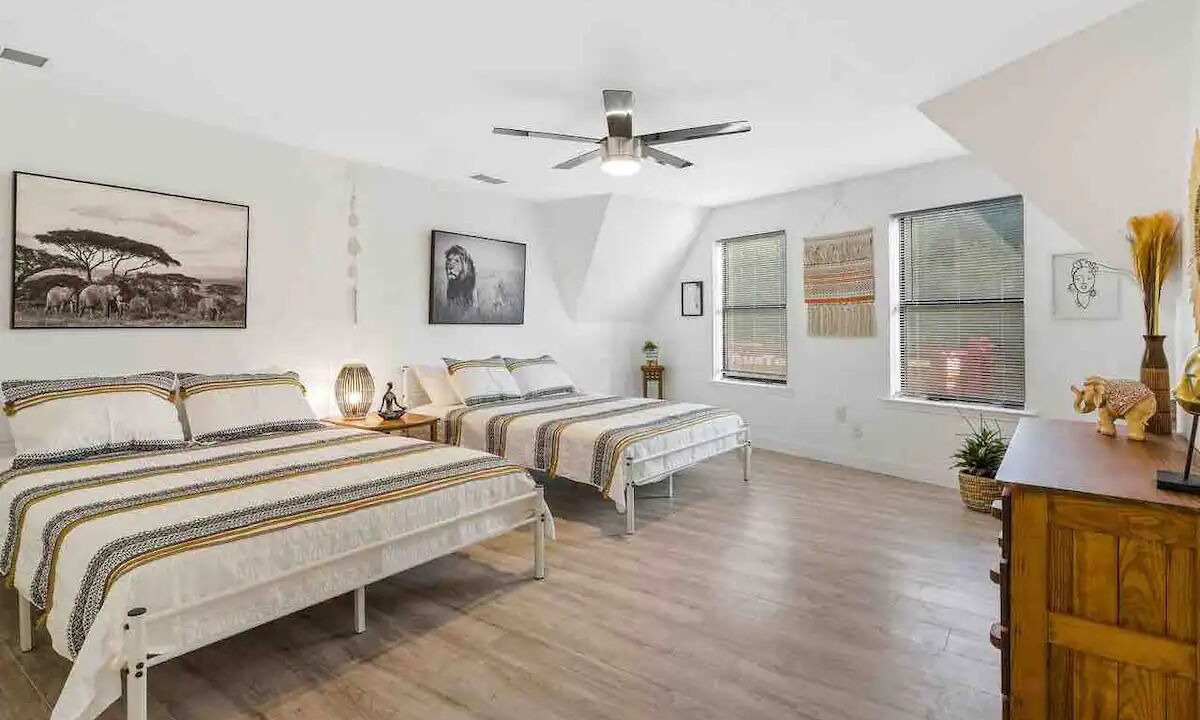 Photo of Bedroom in North Shore Colony