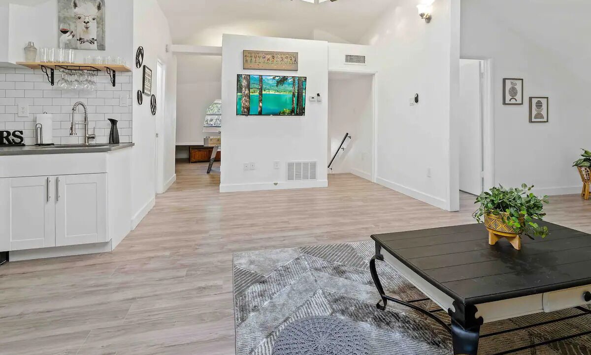 Photo of Others in North Shore Colony
