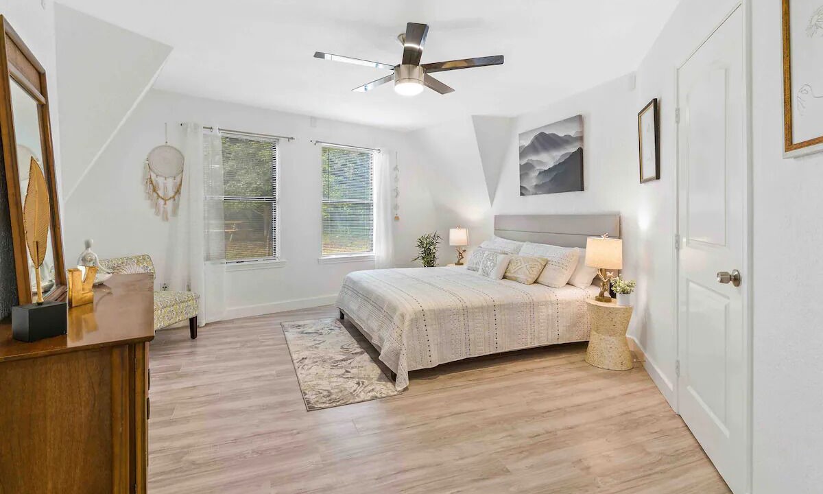 Photo of Bedroom in North Shore Colony