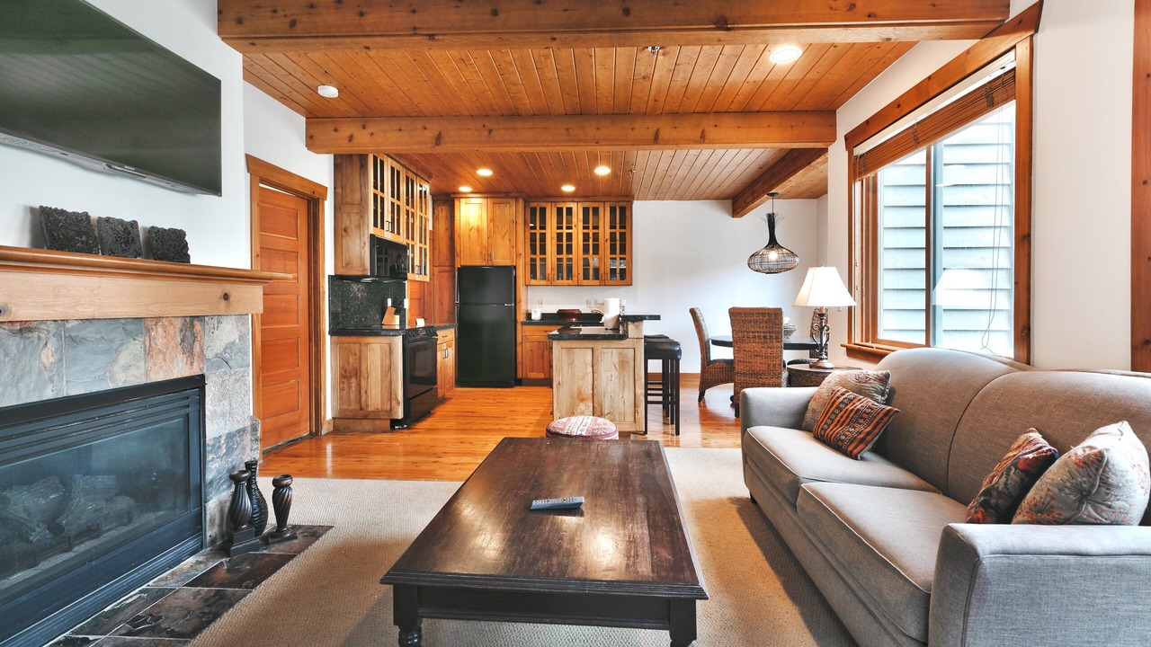Photo of Livingroom in Deer Valley