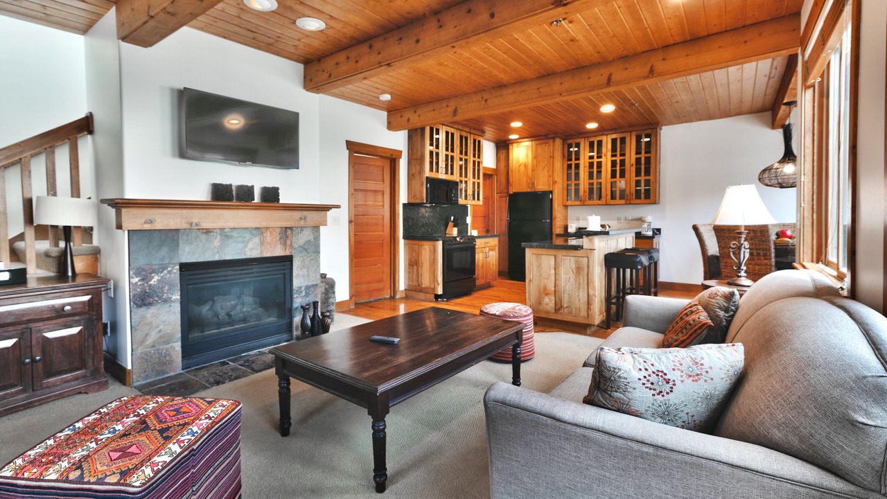 Photo of Livingroom in Deer Valley