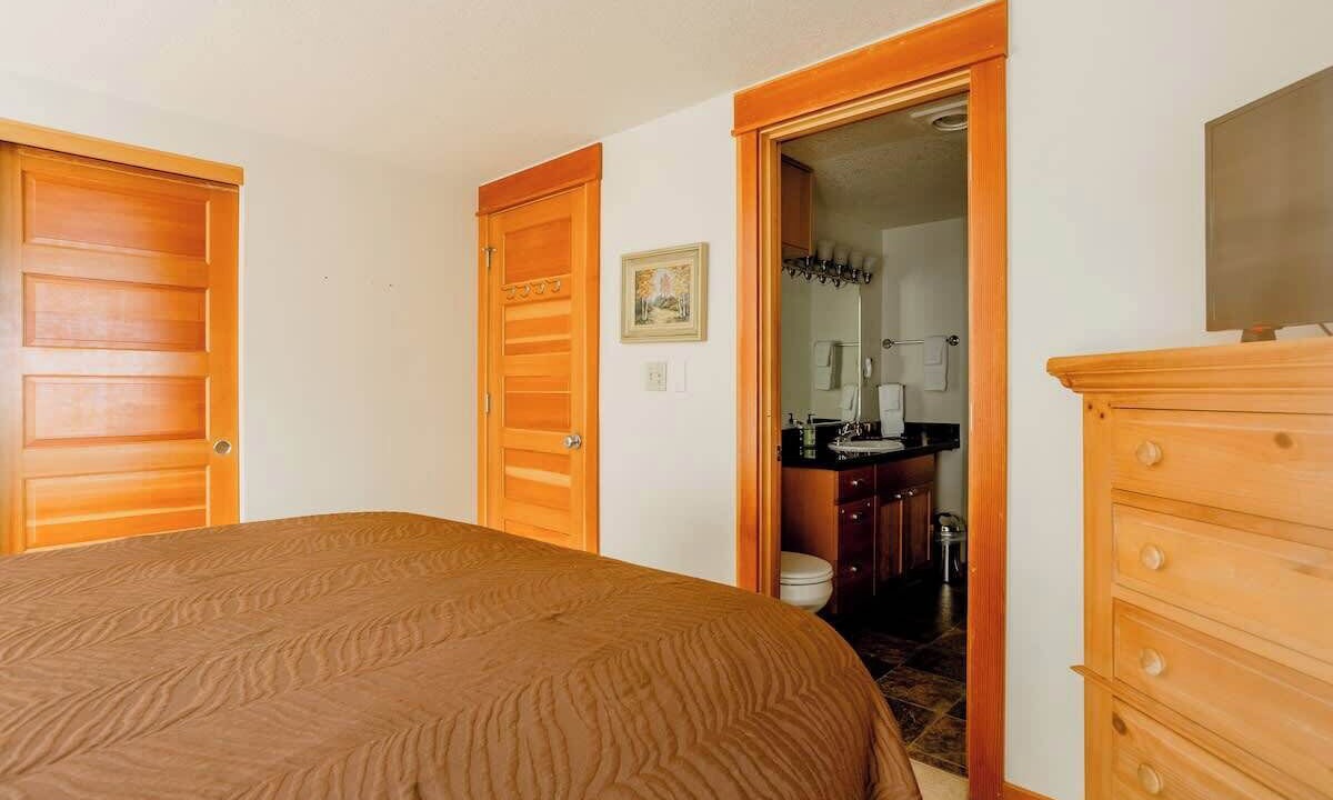 Photo of Bathroom in Welches