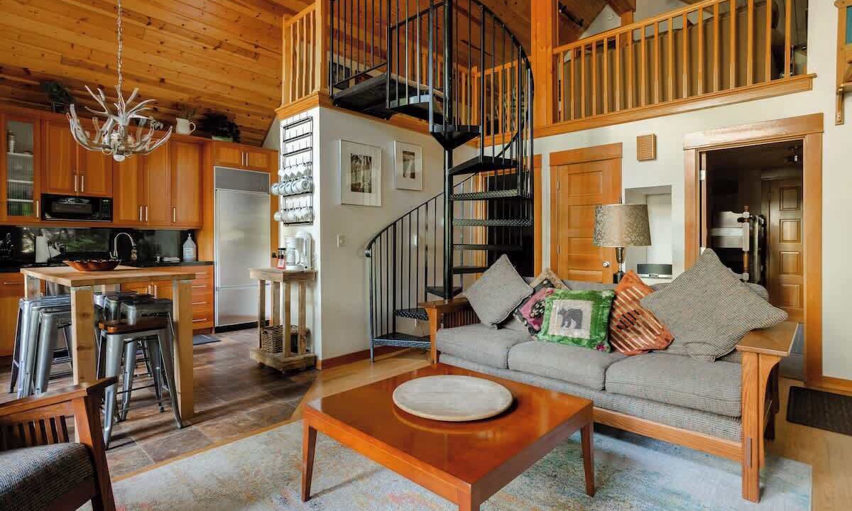 Photo of Bedroom in Welches
