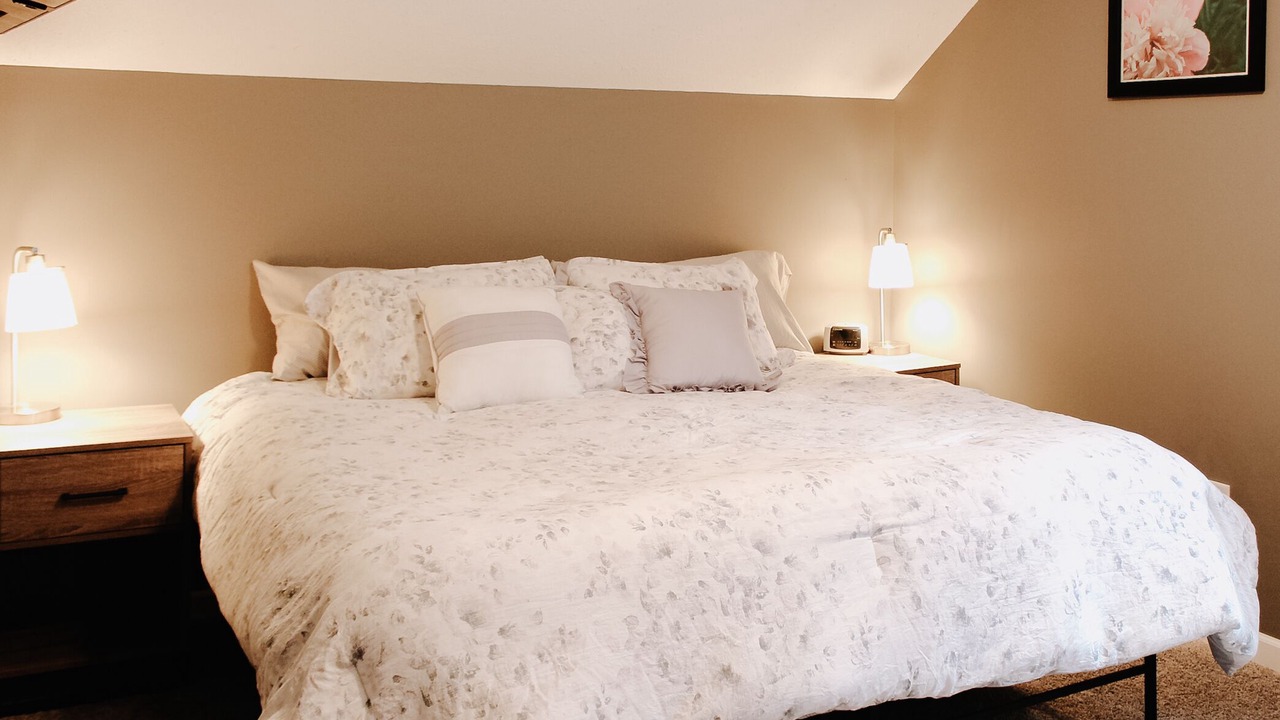 Photo of Bedroom in Hermantown