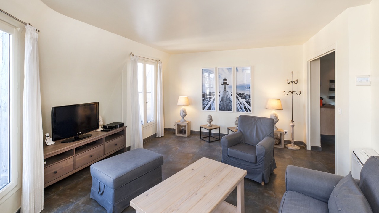 Photo of Livingroom in Chaussee-d'Antin