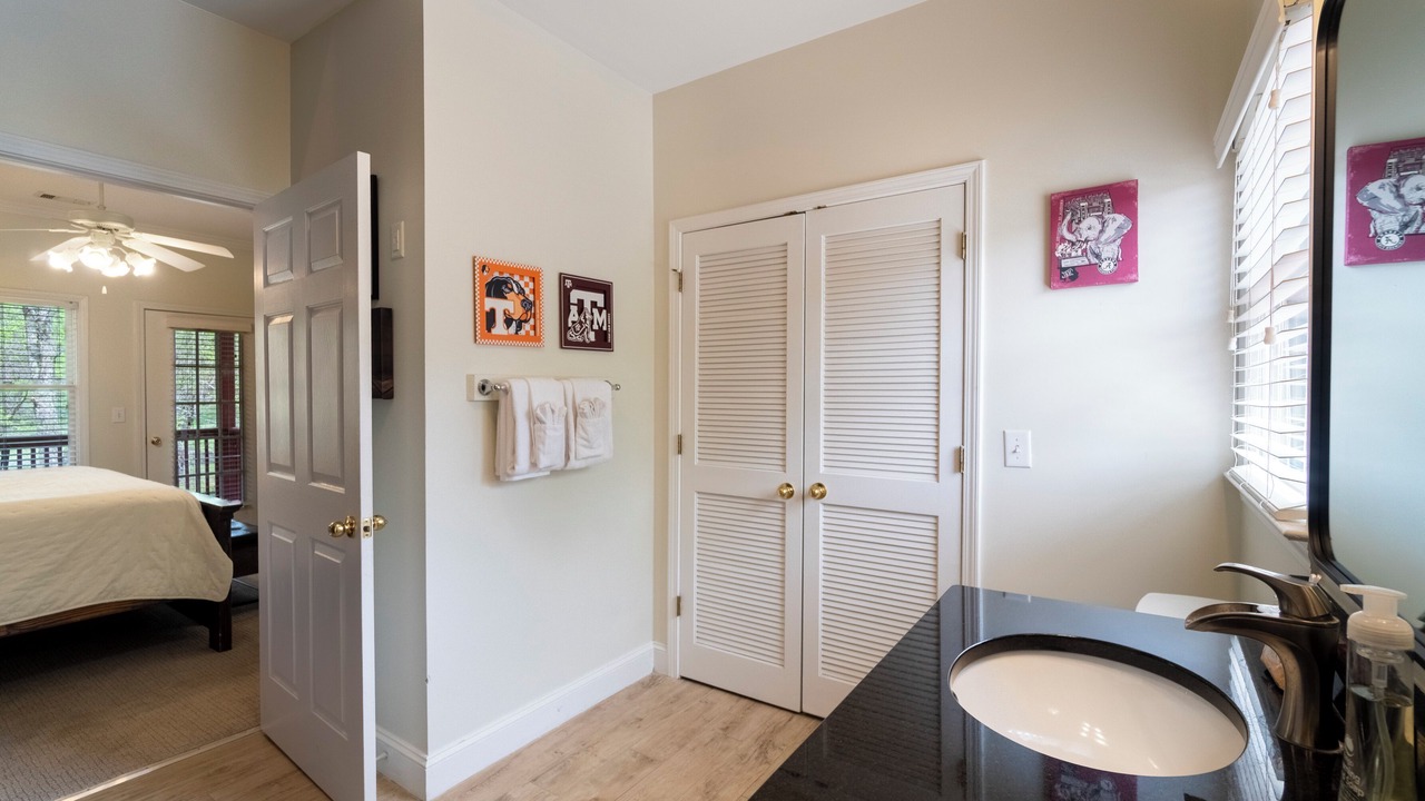 Photo of Bedroom in Helen