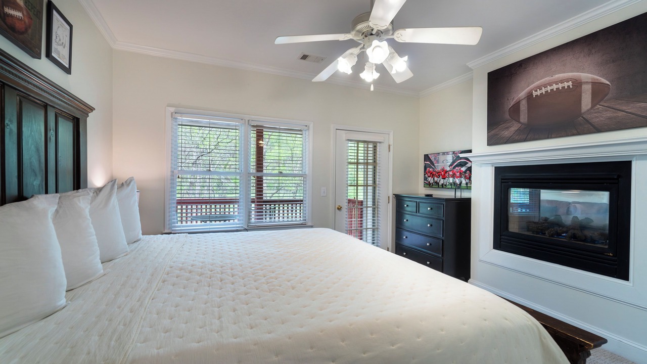 Photo of Bedroom in Helen
