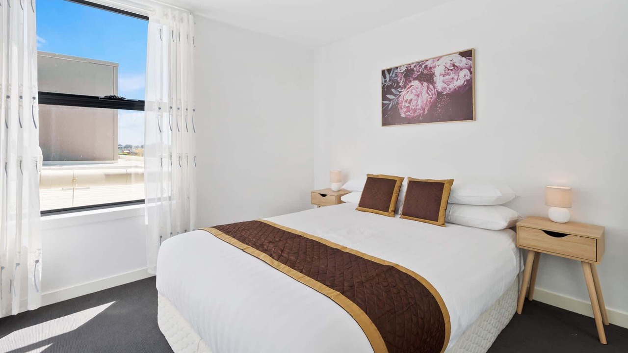 Photo of Others in Sunshine