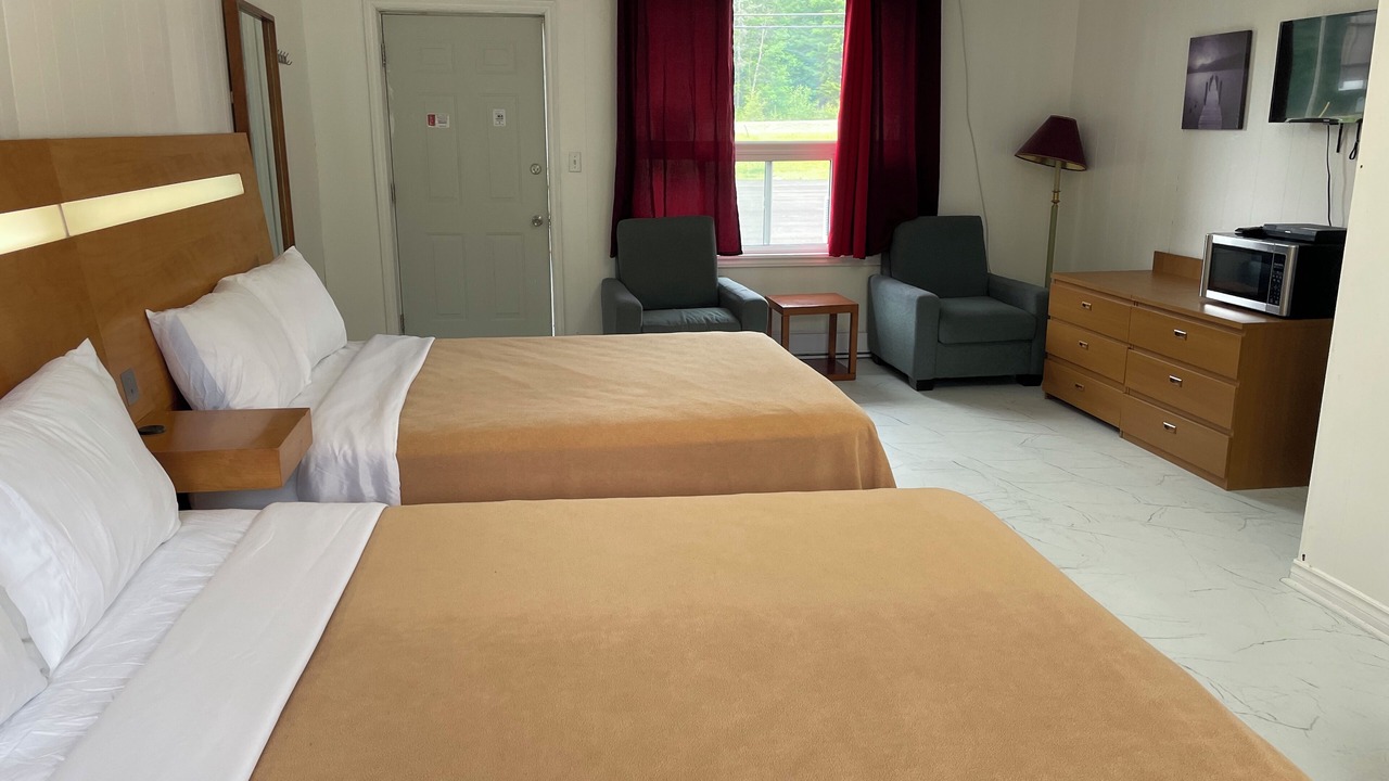 Photo of Bedroom in Gravenhurst