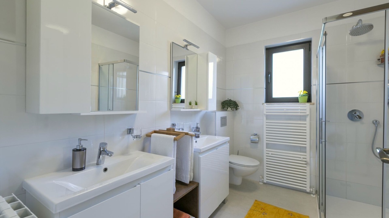 Photo of Bathroom in Karojba