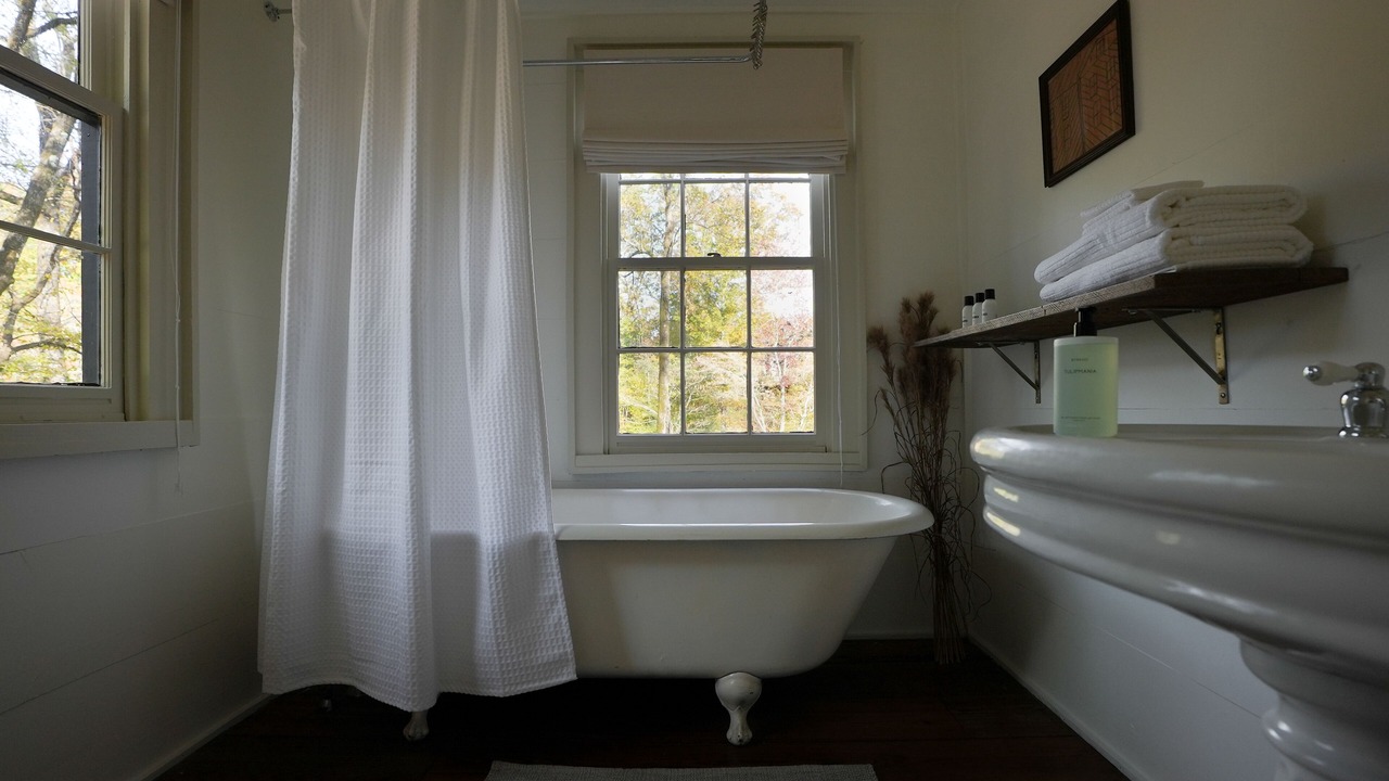 Photo of Bathroom in Lee County