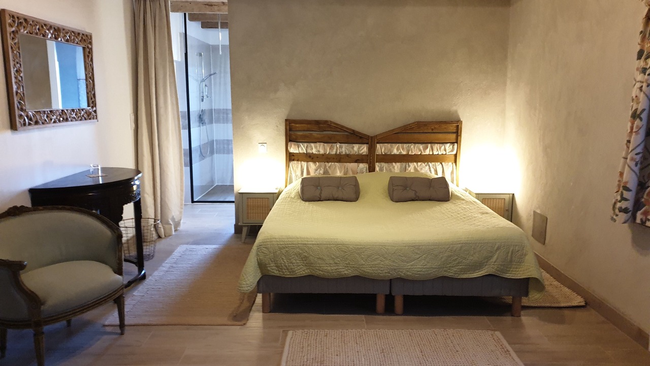 Photo of Bedroom in Galapian