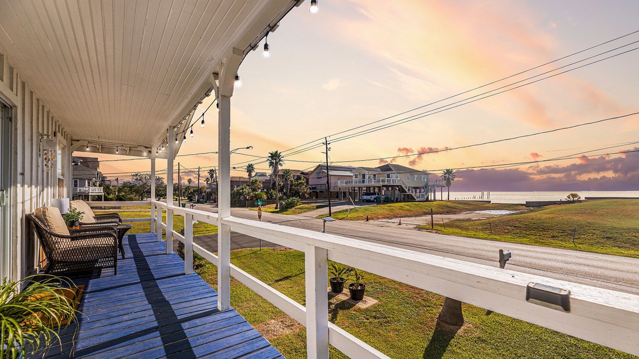 Photo of Patio Balcony in El Lago