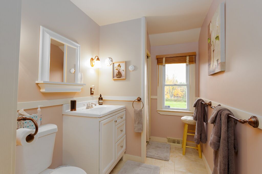 Photo of Bathroom in Oak Hill