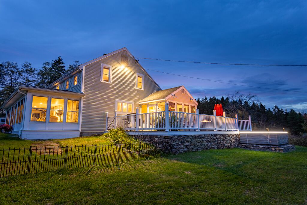Photo of Outdoor in Oak Hill