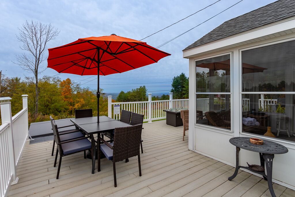 Photo of Outdoor in Oak Hill
