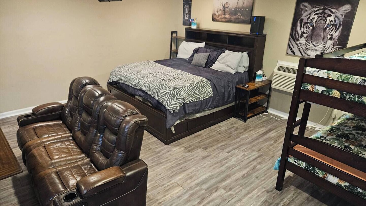 Photo of Bedroom in Town Center