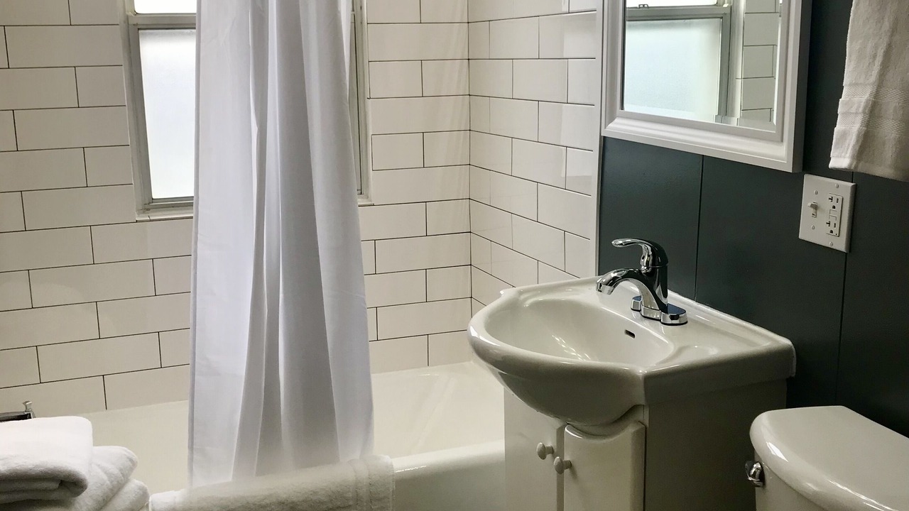 Photo of Bathroom in La Salle