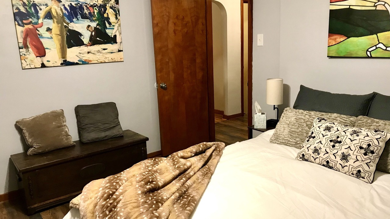 Photo of Bedroom in La Salle